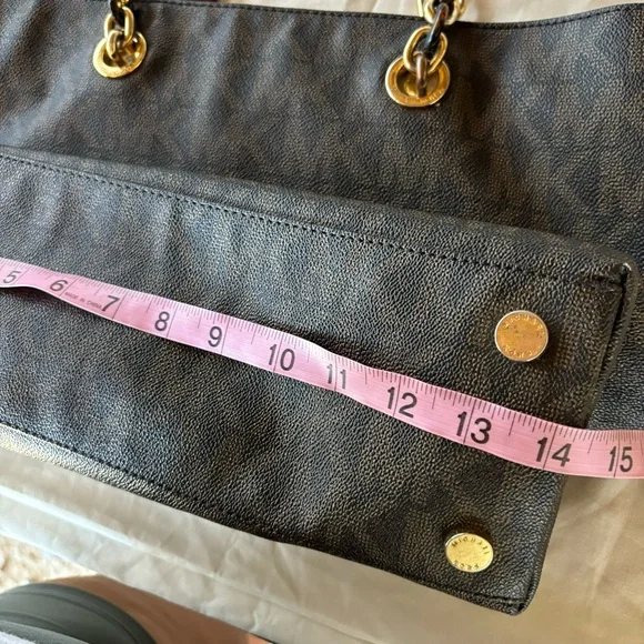 Michael Kors Brown Cynthia Large Signature MK Leather Tote Shoulder Bag - Picture 14 of 15